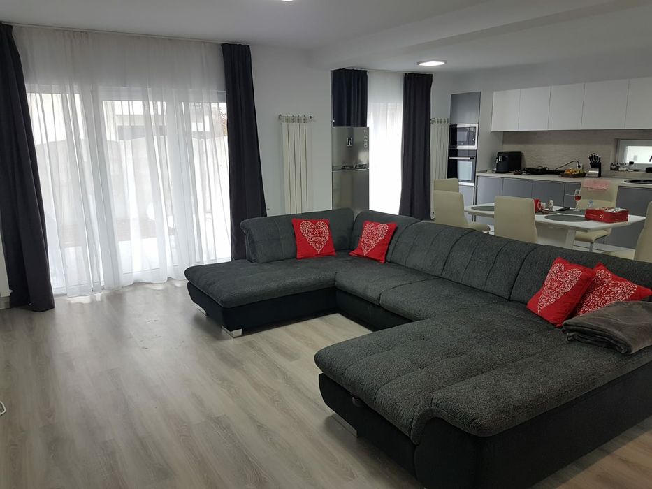 Vilă superbă pe teren 500 m în Rate - Dragomiresti-Deal Chiajna Tunari