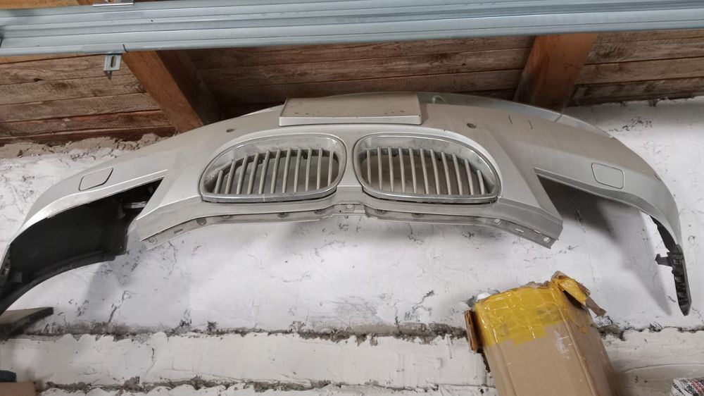 Бампера БМВ и порог 1 шт.