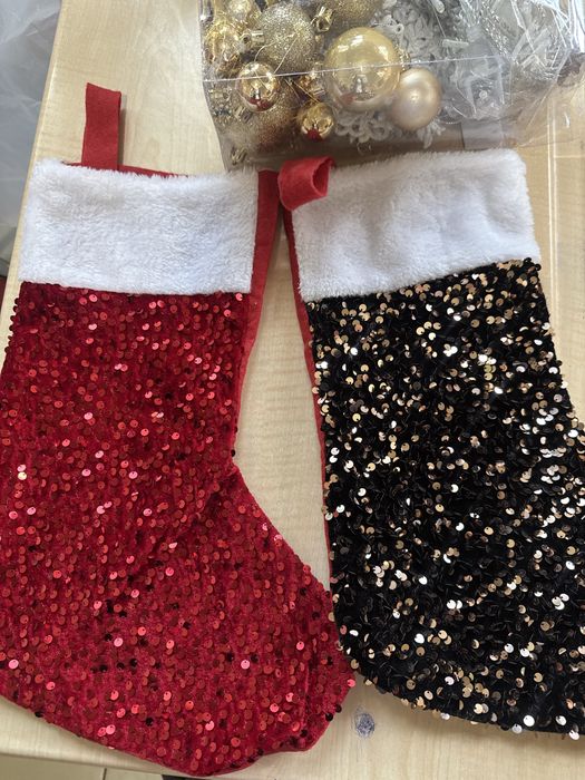 Ёлка и в подарок игрушки