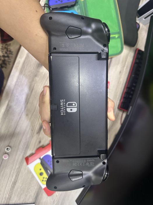 Nintendo Switch Oled Чипованный 64+256 gb МЕГА Комплект!