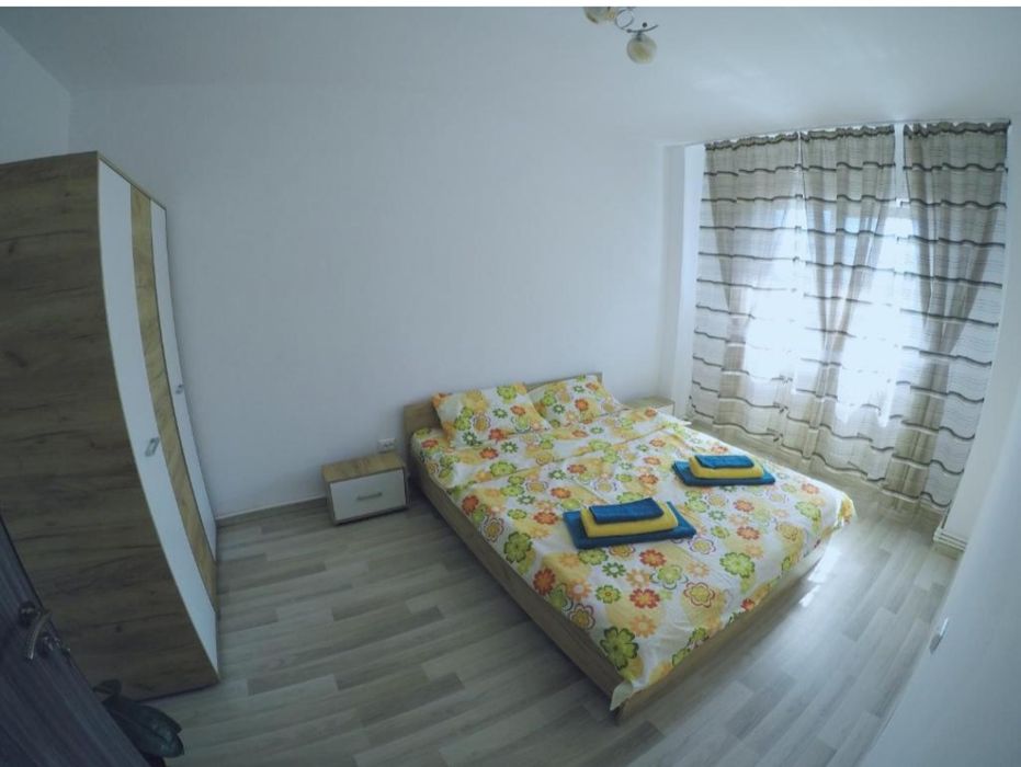 Închiriez apartament zona Spitalul Județean