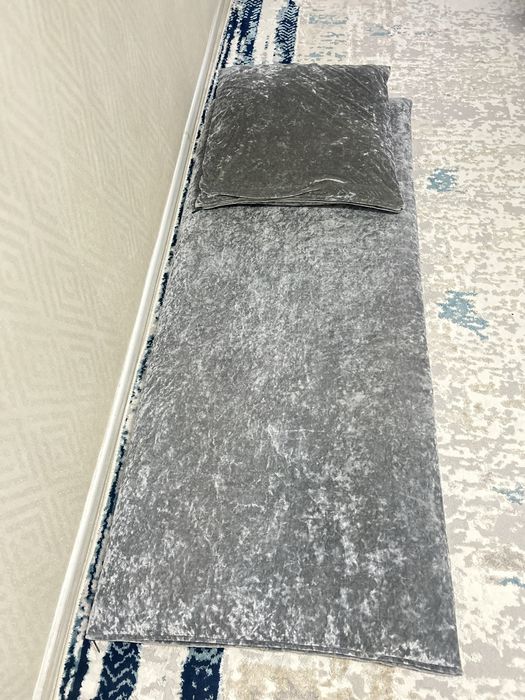 Корпе с подушками