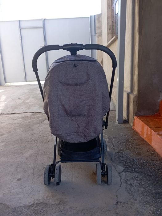 Каляска продам срочно