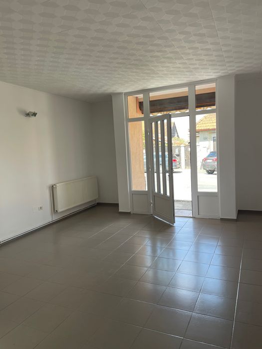 Spatiu de inchiriat