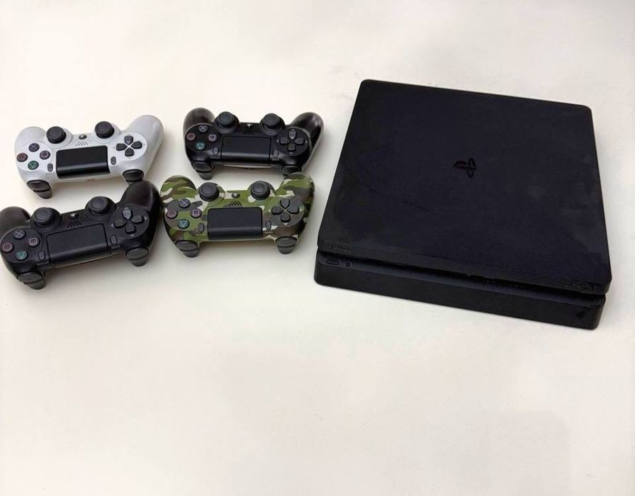 Продается ps4 с патчем