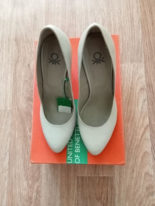 Продам кожаные туфли