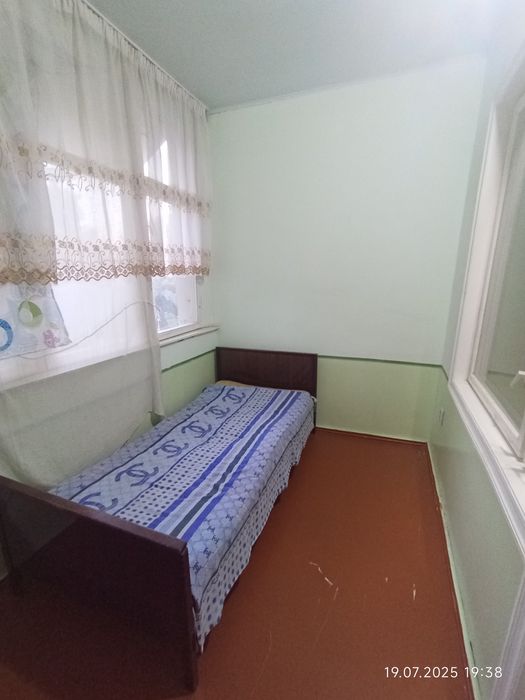 1 хонали квартира аренда,ижарага берилади юнусобод 17