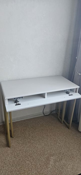 Стол трансформер.