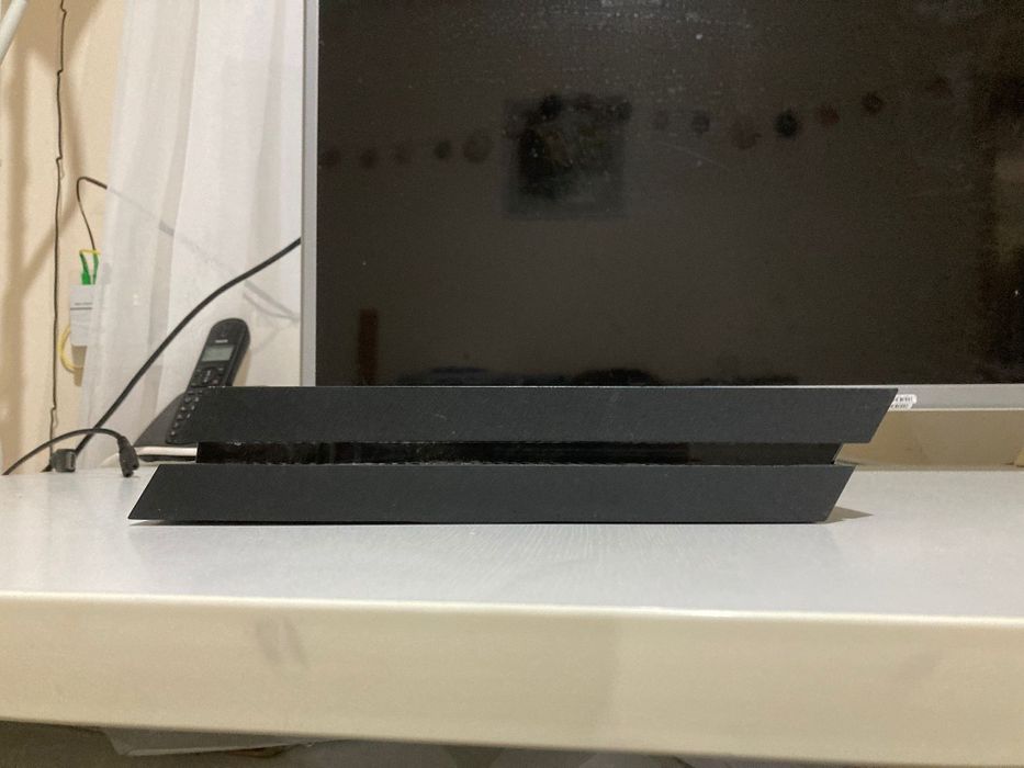 Vanzare PlayStation 4
