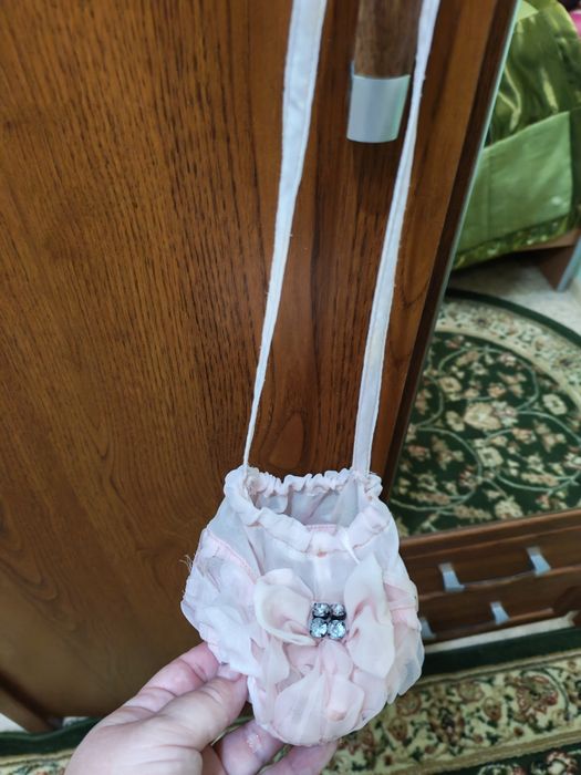 Платье на праздник для девочки