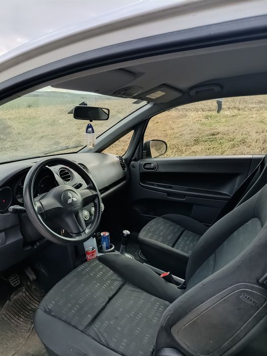 Mitsubishi Colt CZ3 1.1 Benzină – economică și întreținută
