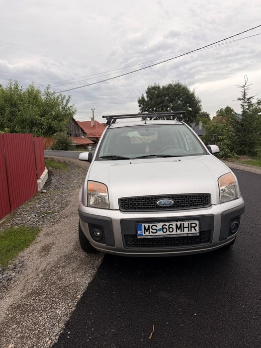 Vând Ford fusion 1.4 tdci
