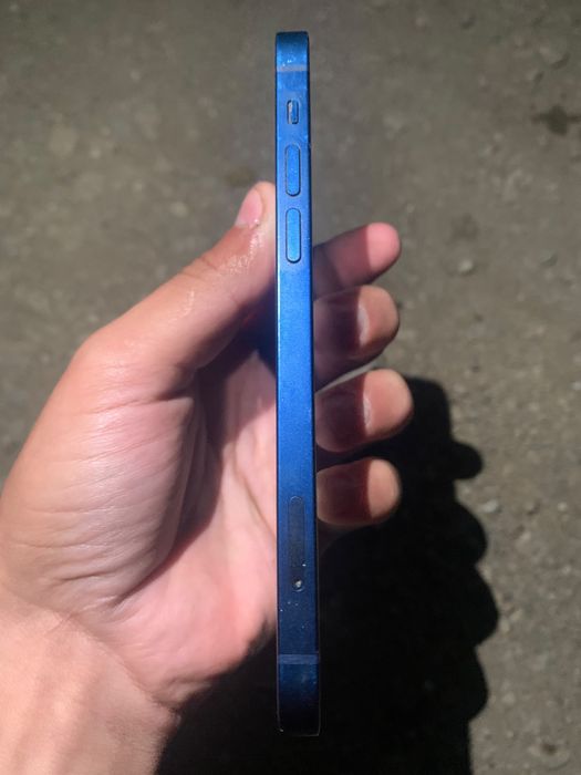 Продам iphone 12 в отличном состоянии