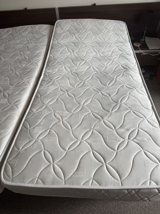 Единчни матраци