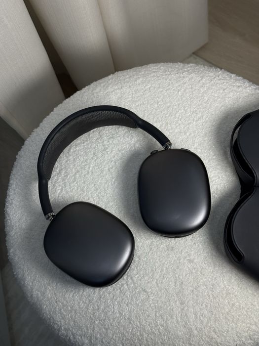 Продам Airpods Max