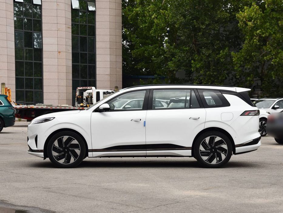 Dongfeng eπ 008 26 restyling ULtra 3 YIL garantiya RUS tili