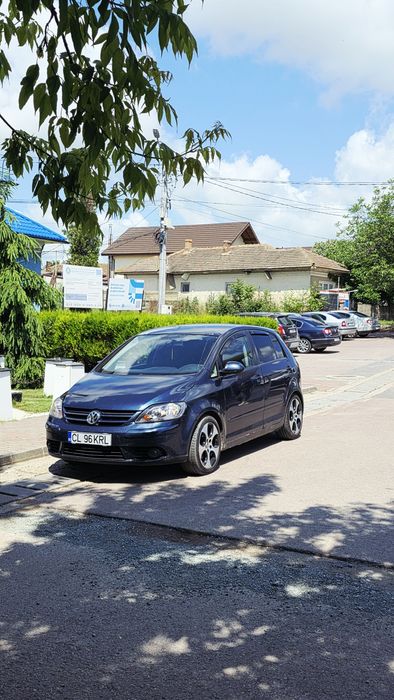 Vând sau schimb cu atv golf 5 plus