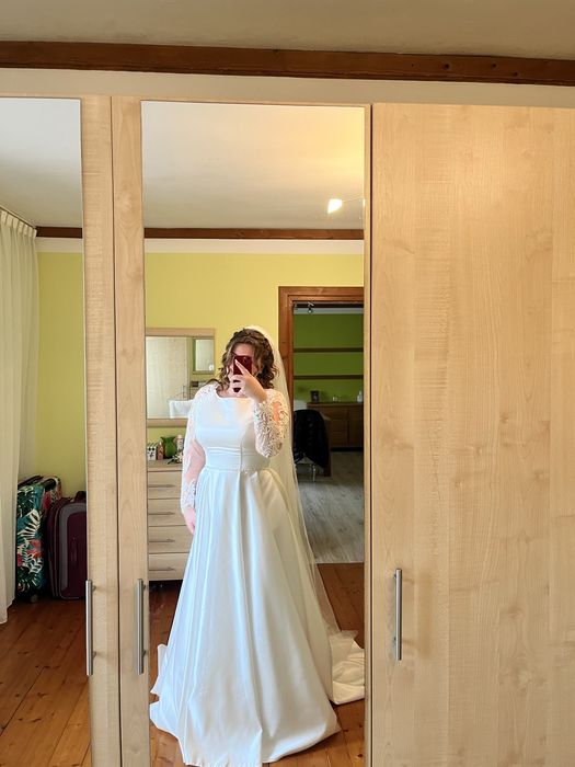 Vand rochie de mireasa