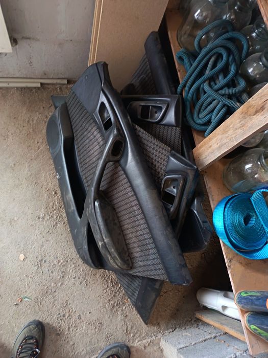 Тойота Карина Е запчасти