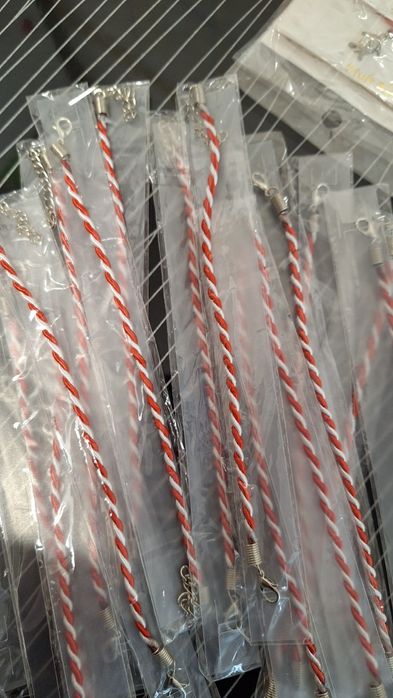 Brăţari reglabile pt mărţisor 51 buc