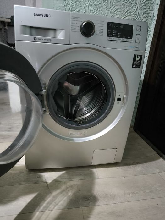 Продаётся стиральная машина Самсунг