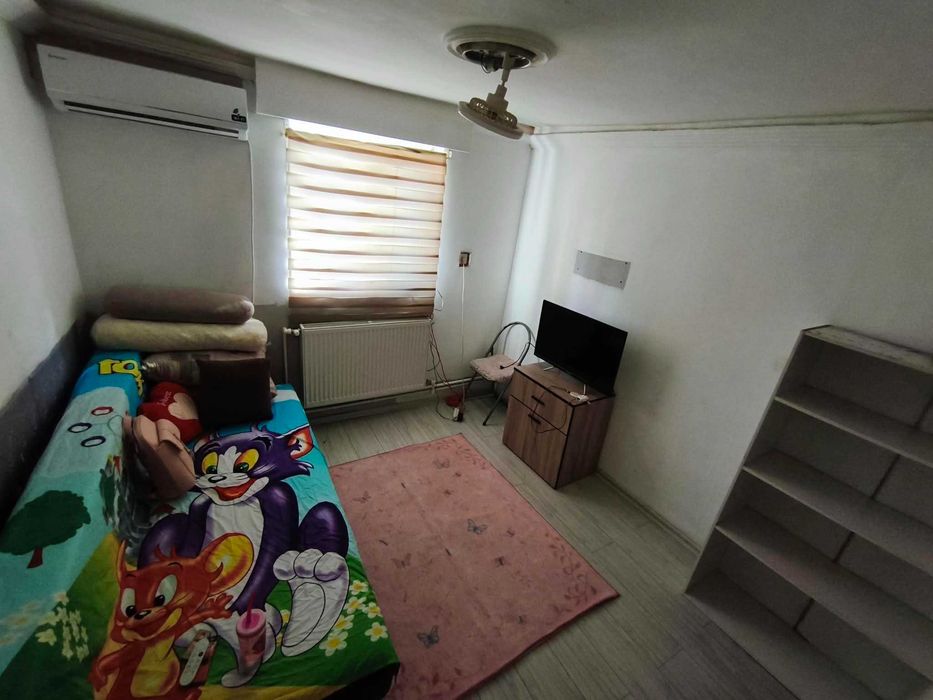 Casa 2 camere de inchiriat, Palanca, Giurgiu, Centrala termica, Aer Conditionat, Baie cu cada si WC in interior.