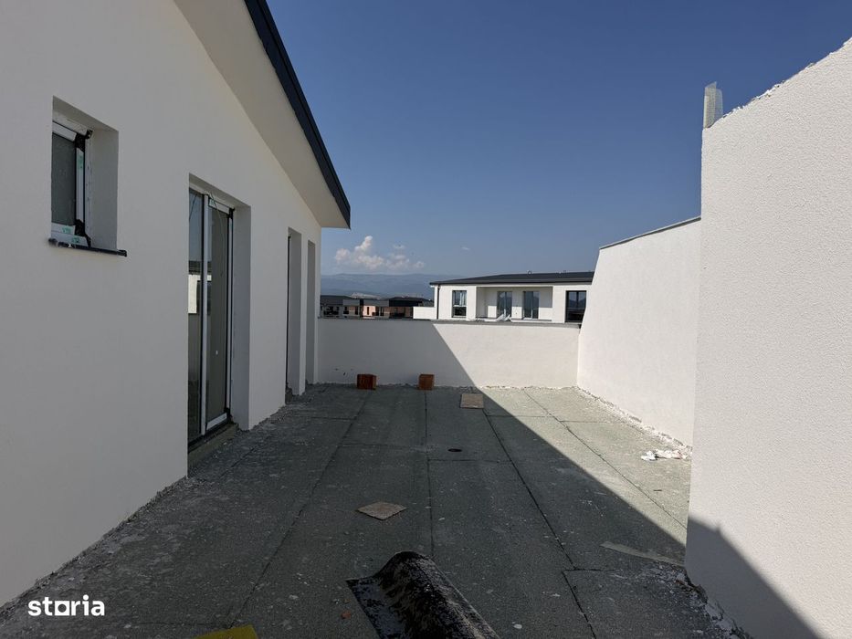 penthouse 4 camere 106.mp utili terase 64 mp