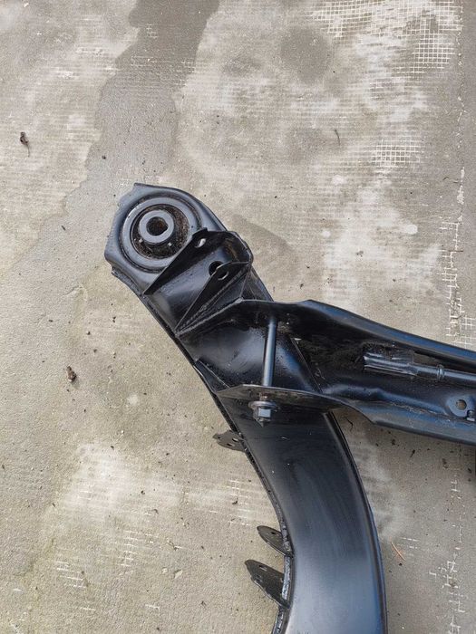 Подсилен оригинален Заден мост Mercedes C класа (W204)