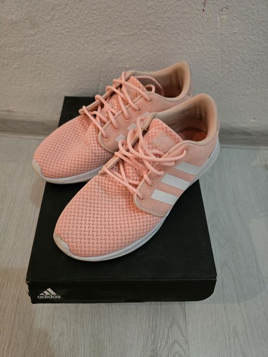 Маратонки Adidas