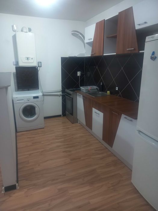 Inchiriez ap cu 2 camere in bloc nou in sfantu ilie