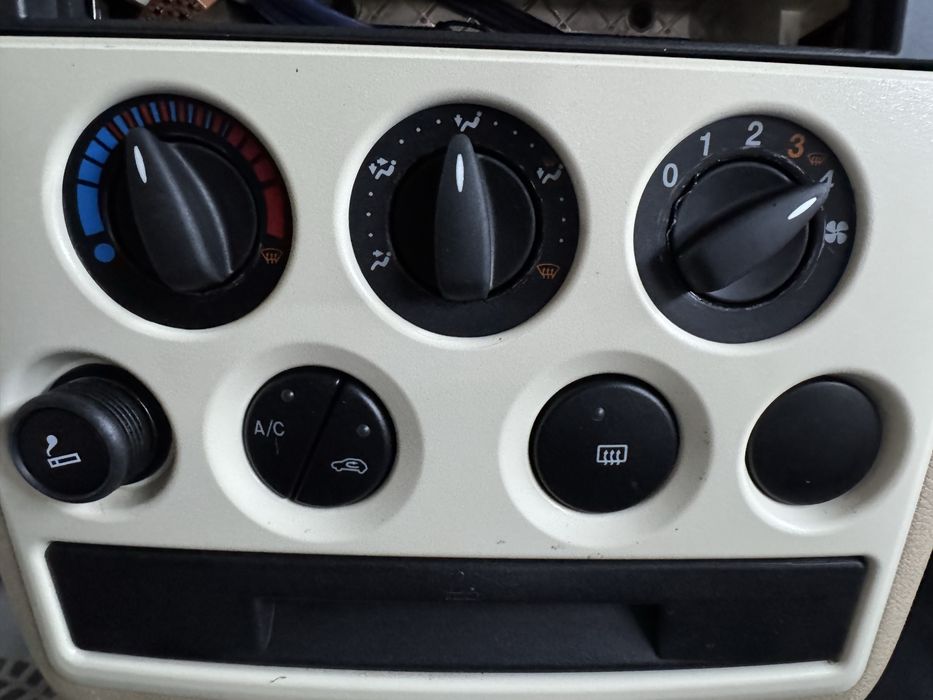 1.8 tdci  •  Euro4  •  1500 Euro