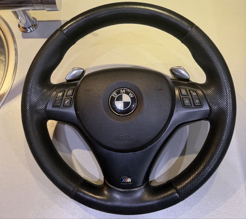 М волан с пера за e9x