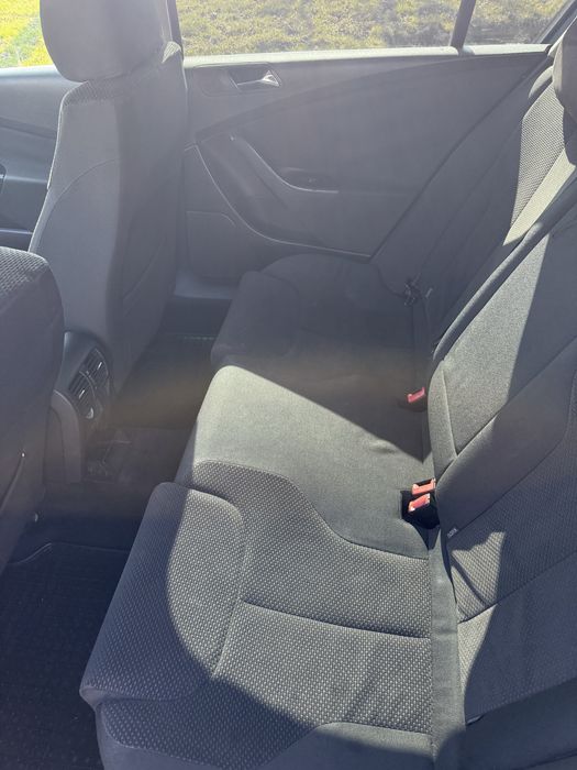 Volskwagen- Passat B6 1.9 TDI BKC