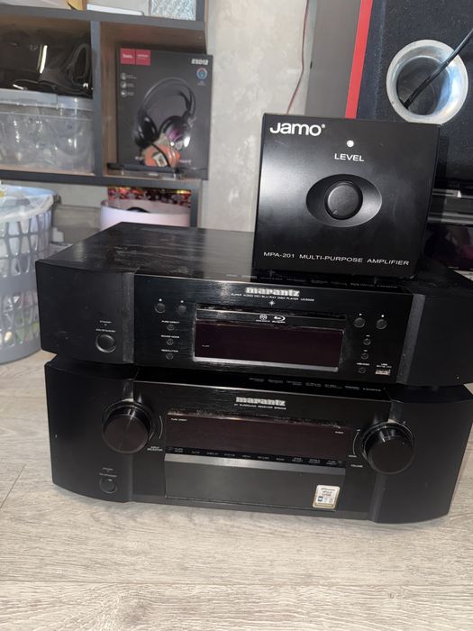 Продам усилители и один центр