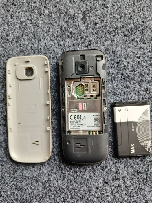 Сотовый аппарат Nokia C2-01