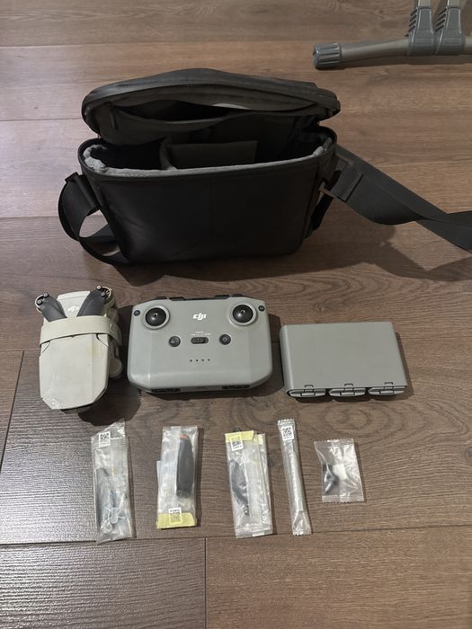 Продам дрон (квадрокоптер)