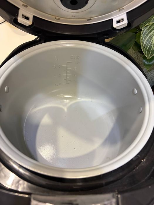 Мультиварка Polaris