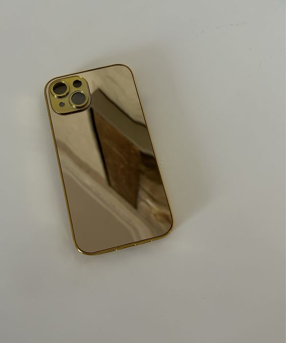 Продам чехол на Apple 14