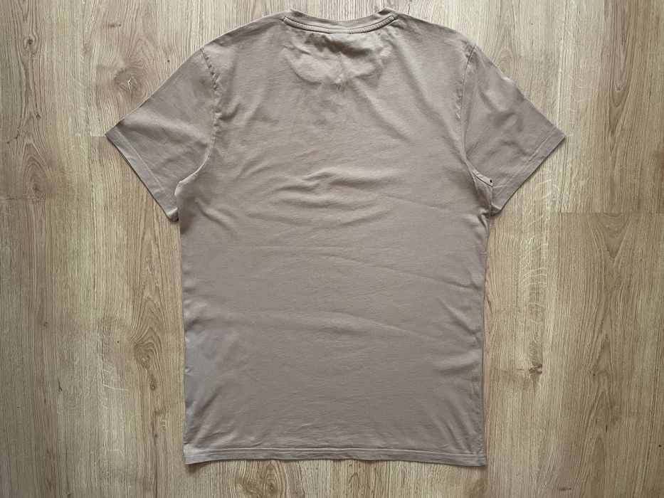 Hugo Boss Beige Tshirt M