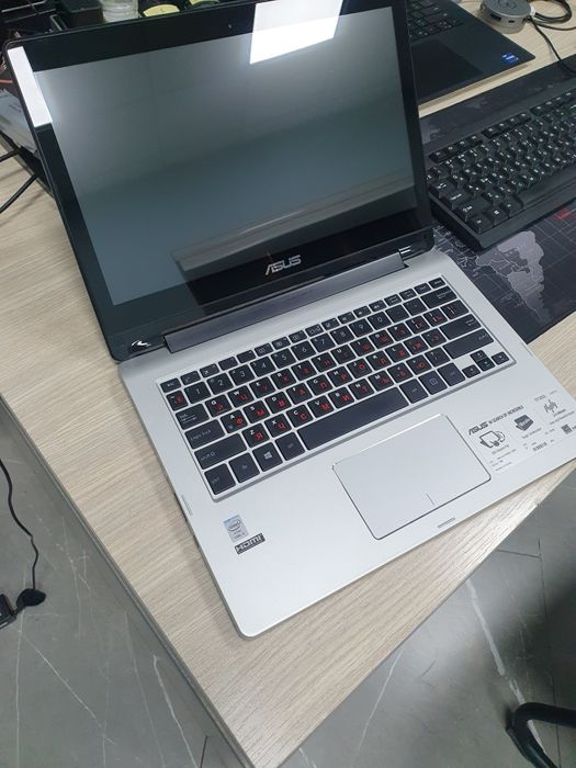 Asus Book Flip i3-4030U 4/256GB Intel HD Graphics