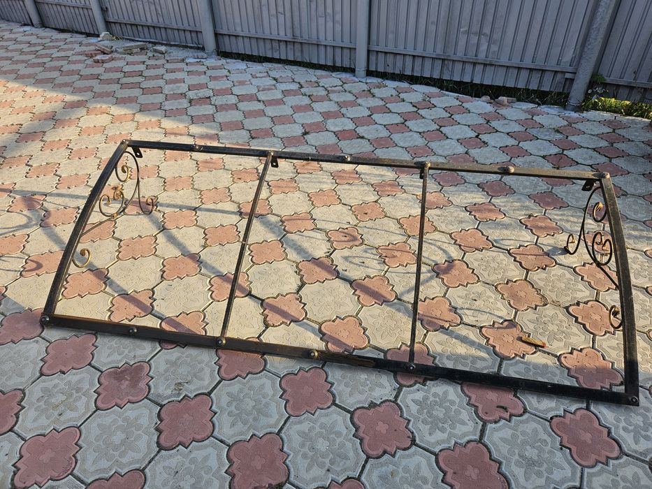 Навес на крыльцо