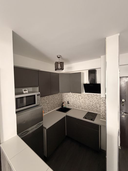 Vand Apartament 3 camere