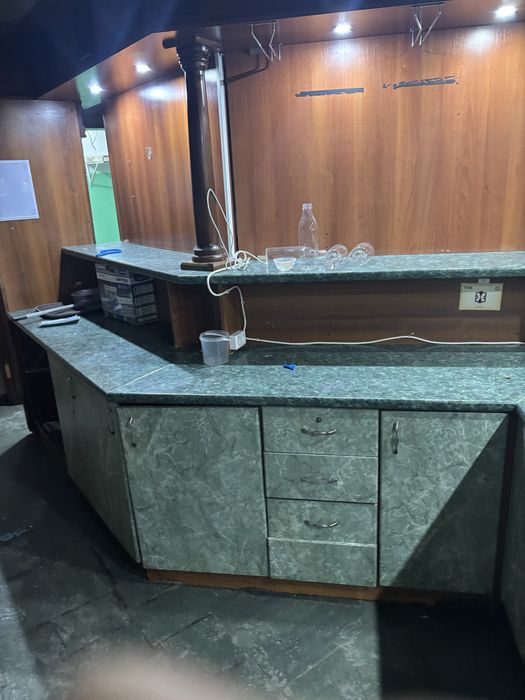 Продам барную стойку