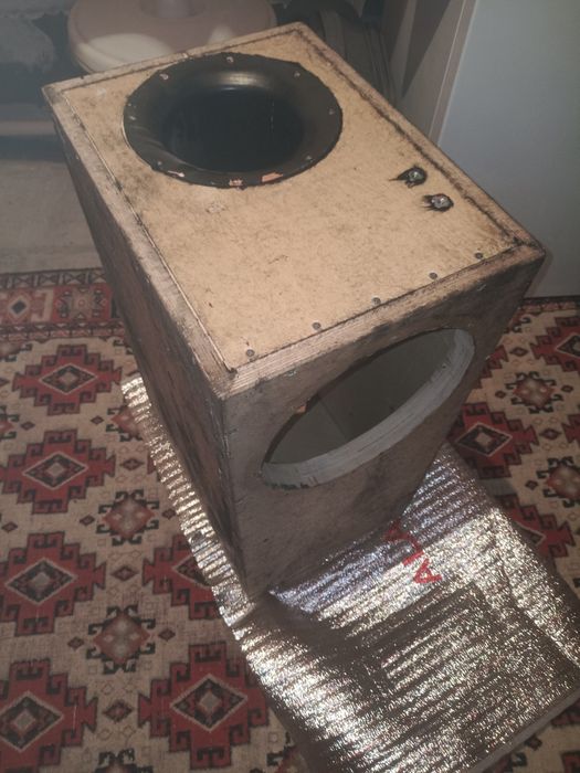 Короб для сабвуфера