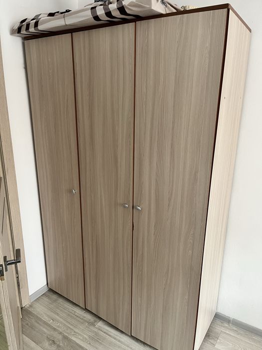 Продам шкаф в хорошем состоянии