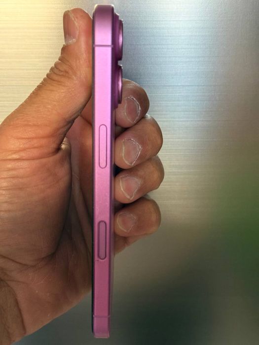 IPhone 16 продам свою