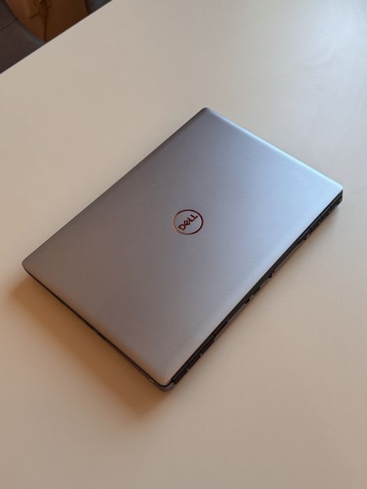 Dell Precision 7550 Touchscreen / i7-10850H / nVidia Quadro T2000 / SSD M2 500GB /  8GB DDR4