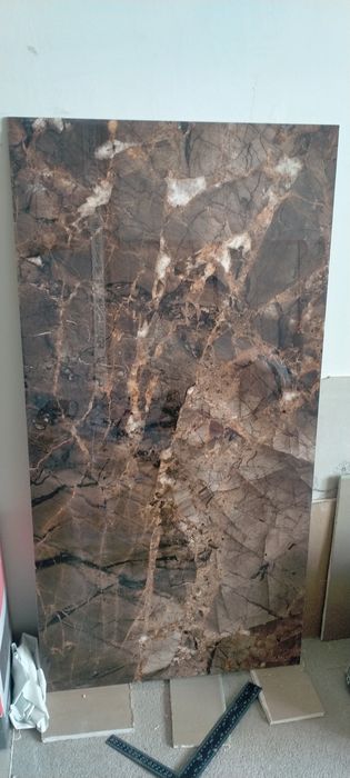 Керамогранит по 1 штуке 120 на 60см.