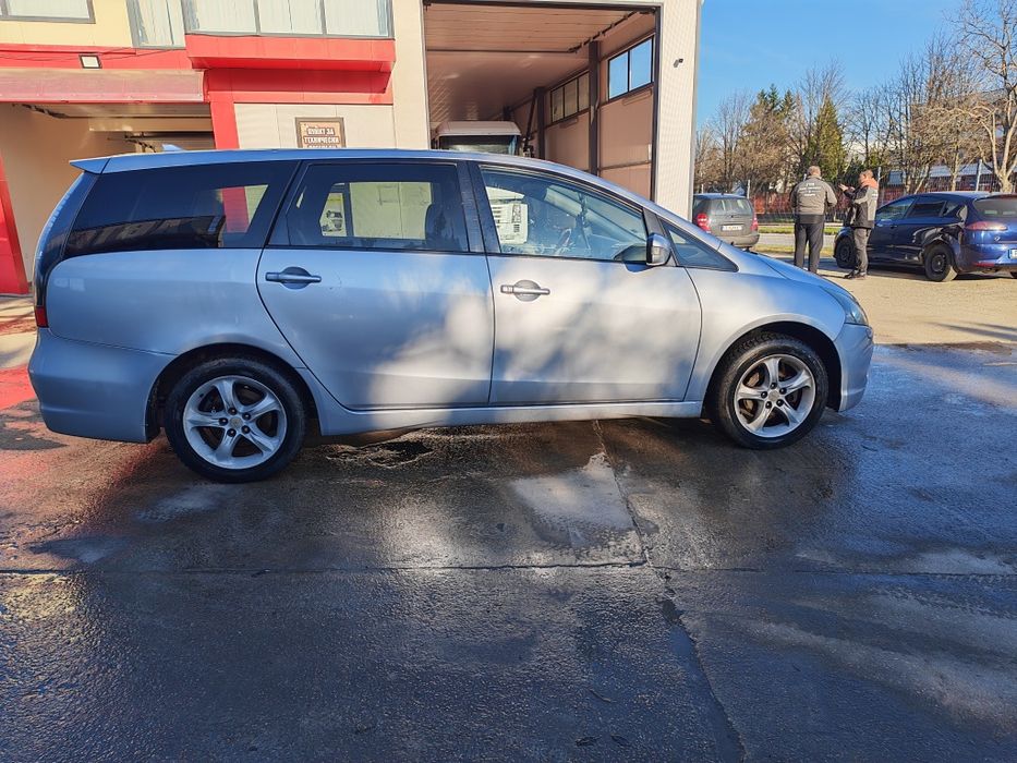 Митсубиши грандис Mitsubishi grandis