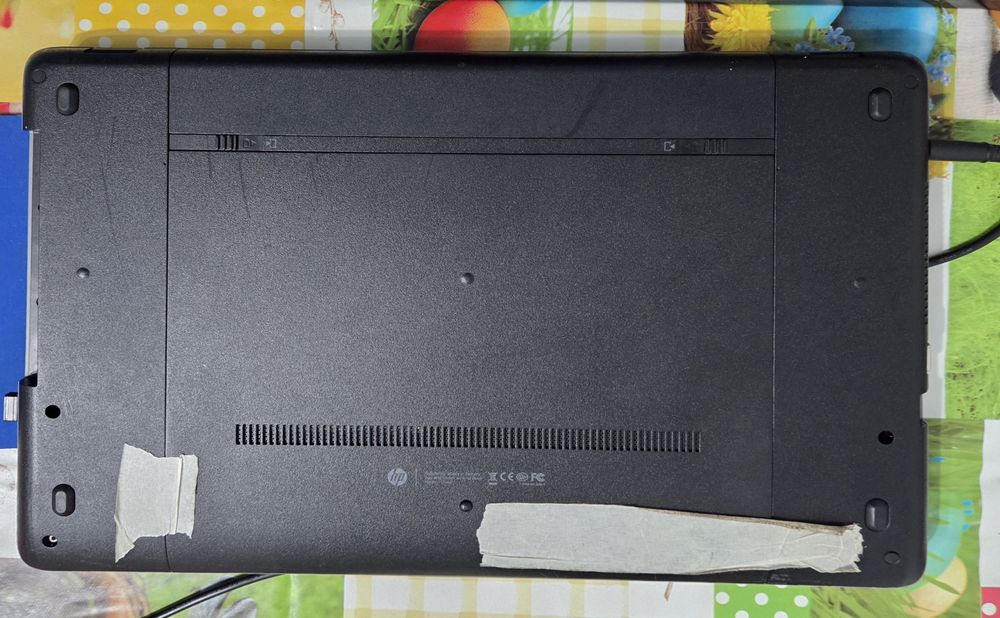 Vand Laptop HP ProBook 470 g1  de 17 inch pt piese sau display!